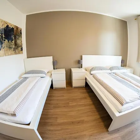 Flow Wolkenstein شقة *